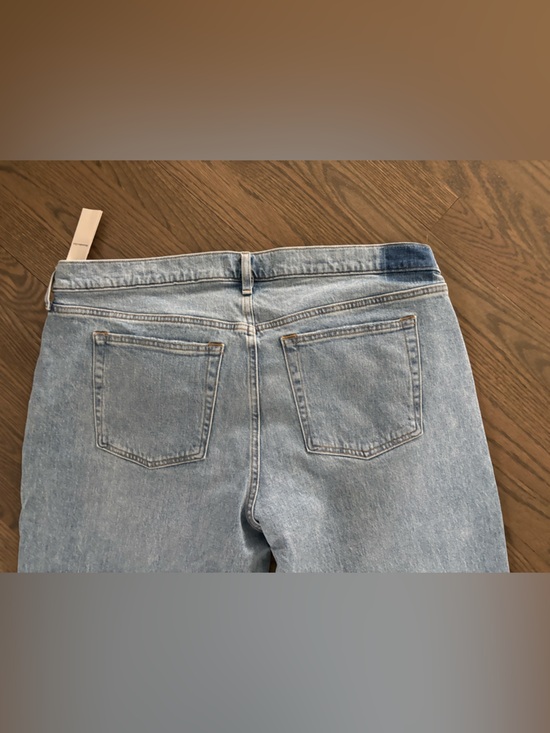 Abercrombie & Fitch Light Blue Wide-Leg High-Rise Jeans - Picture 4 of 6